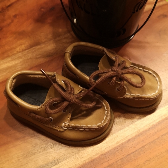 Little Kid's Authentic Original Crib Loop Boat Shoe - Picture 2 of 6